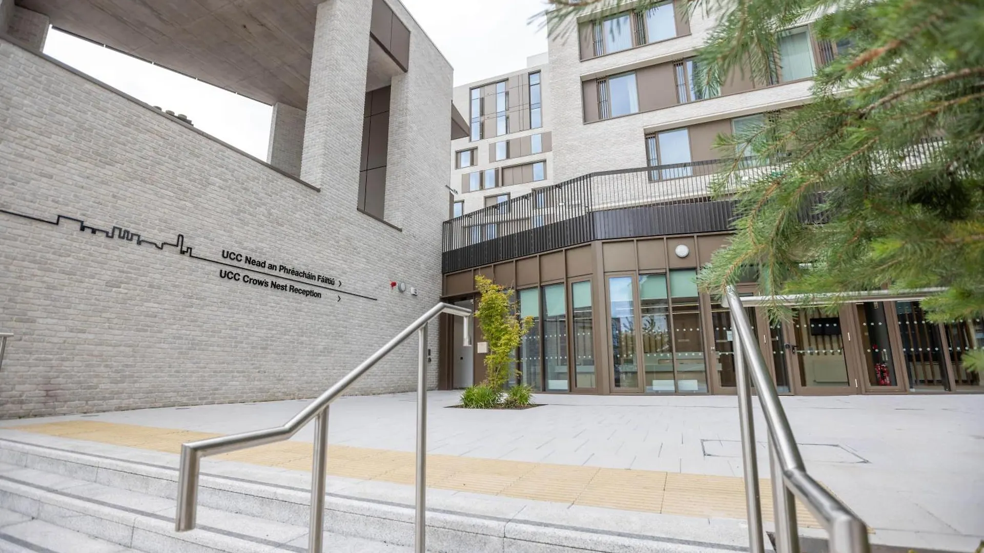 Crow'S Nest - Ucc Summer Beds Cork