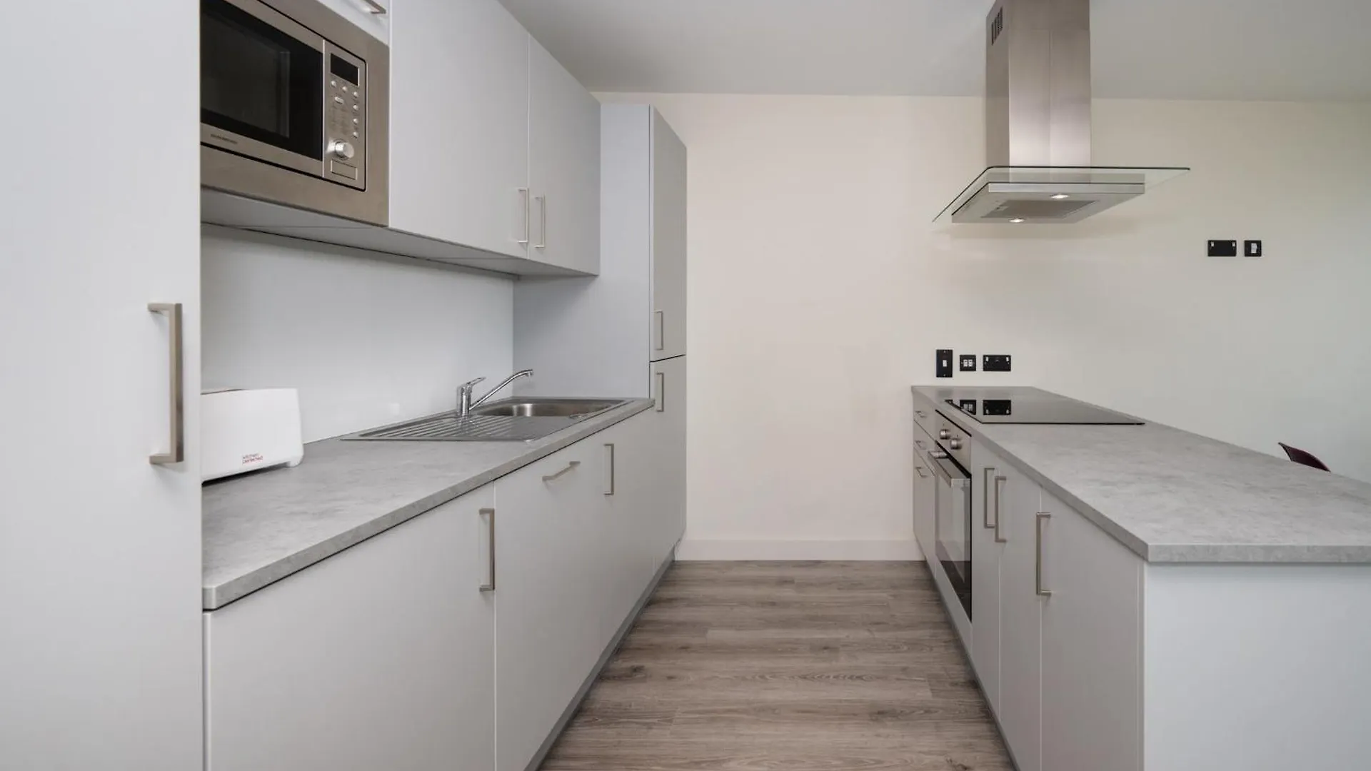 Crow'S Nest - Ucc Summer Beds Cork Apartment