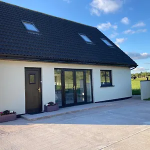 Apartamento The Grasslands Home,, Cork