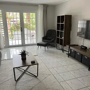 Seru Coral #174 With Possibility Of Car Apartment Willemstad